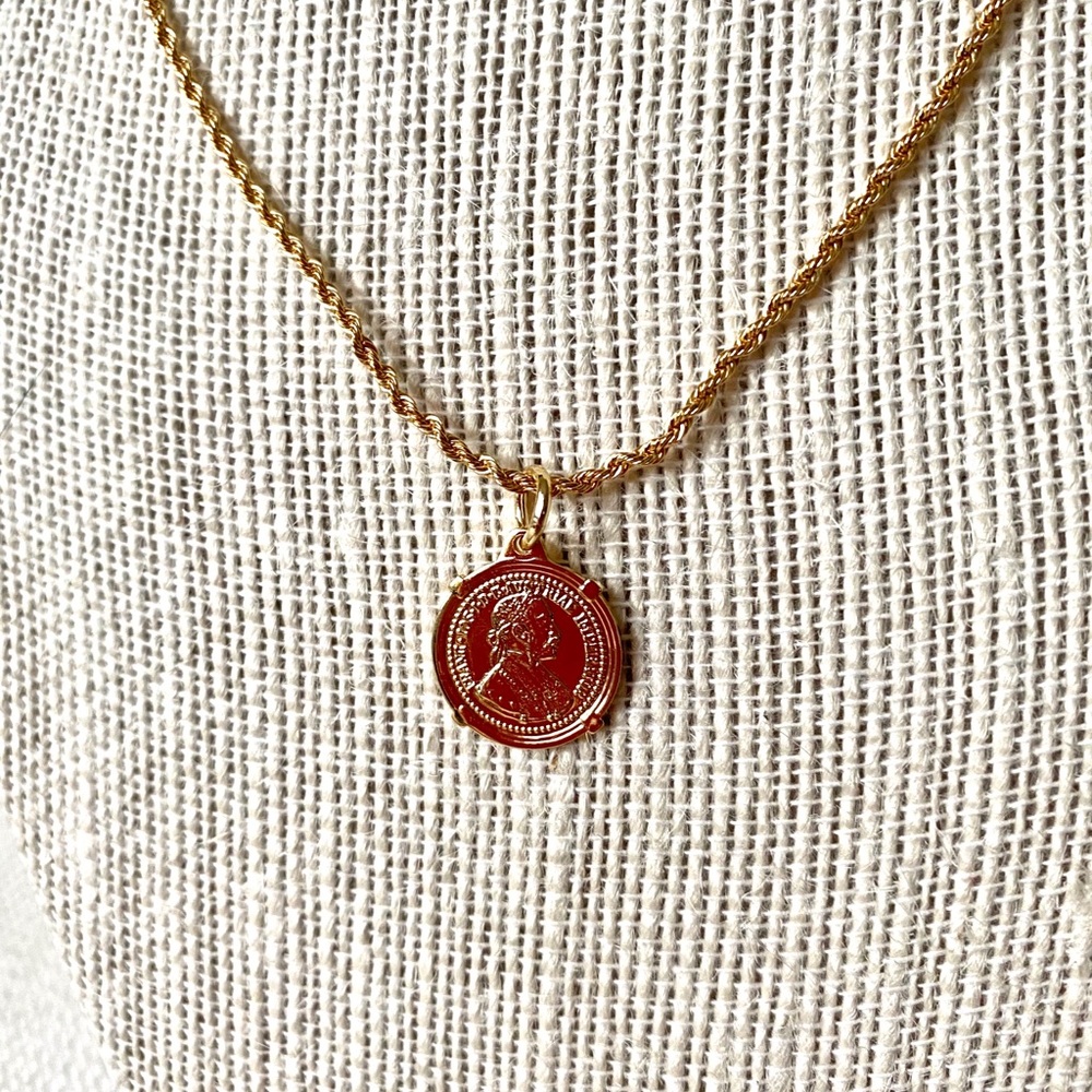 The Jane Necklace - Picture 2 of 2